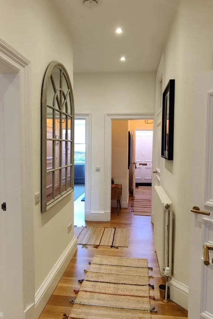 Apartment Meadowbank Residence 3-Bed Edinburgh United Kingdom