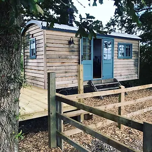 Skylark Shepherds Hut Lodge Bath